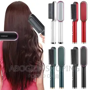 Photo - Straight Comb Hair Stylist