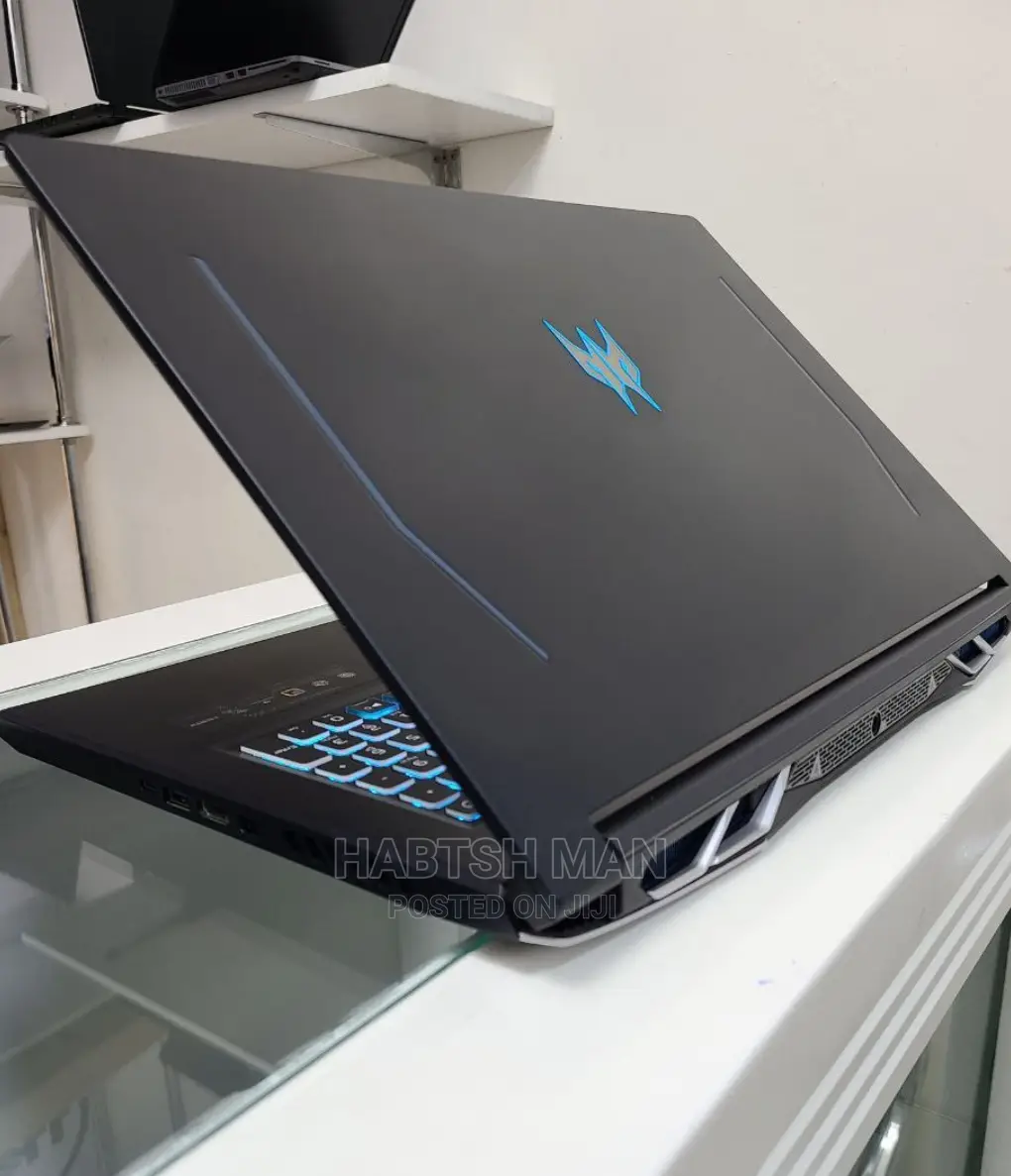 New Laptop Acer Predator Helios 300 16GB Intel Core i9 SSD 1T