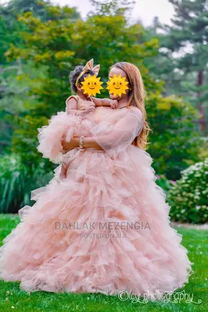 Photo - Mother and Daughter Matching Outfits