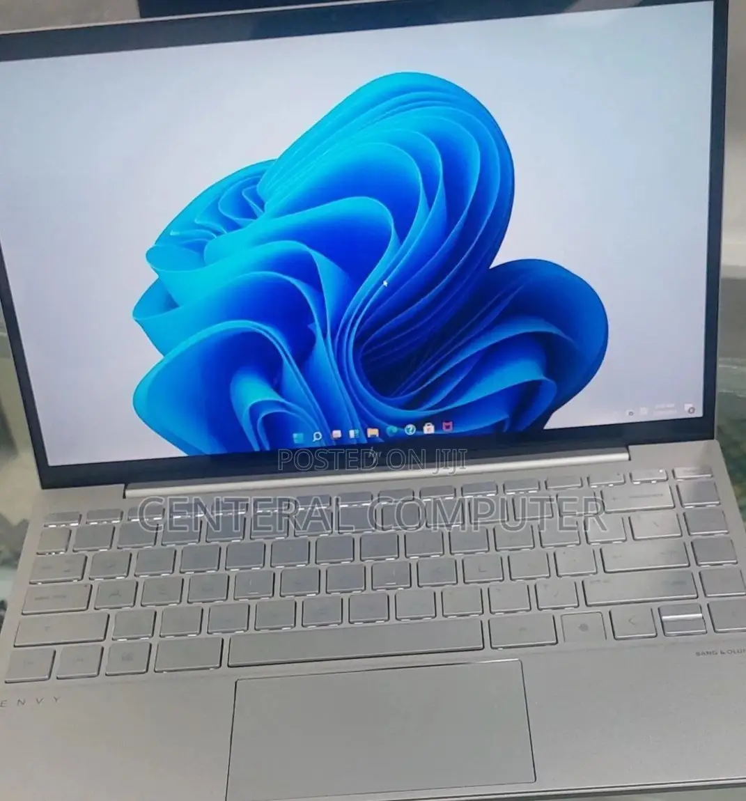 New Laptop HP Envy 4 8GB Intel Core i7 SSD 512GB