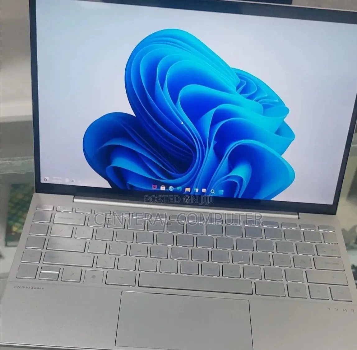 New Laptop HP Envy 4 8GB Intel Core i7 SSD 512GB