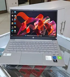 New Laptop HP Pavilion 14z 8GB Intel Core I5 SSD 512GB