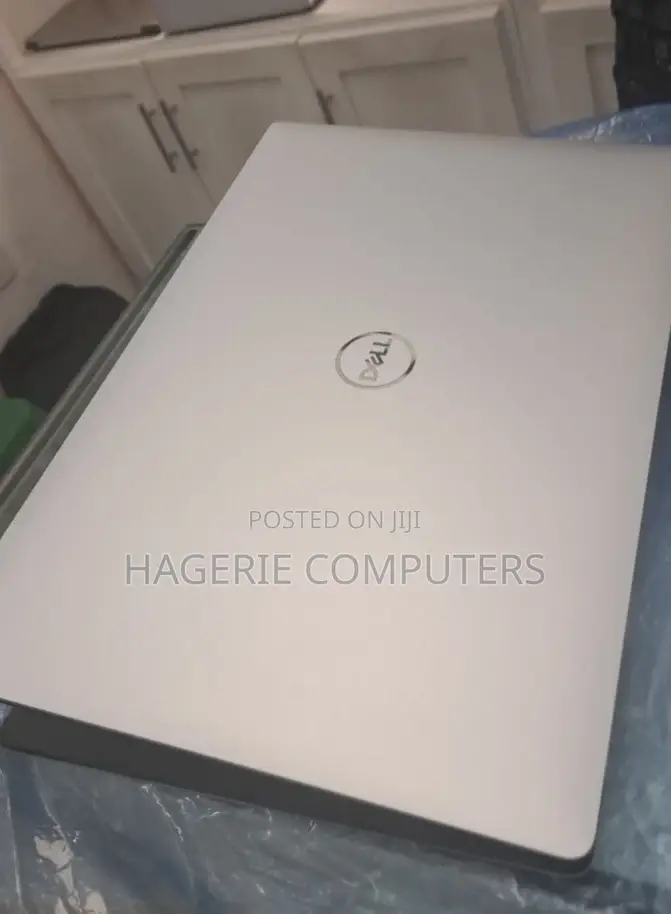 New Laptop Dell XPS 12 9250 16GB Intel Core I7 SSD 512GB