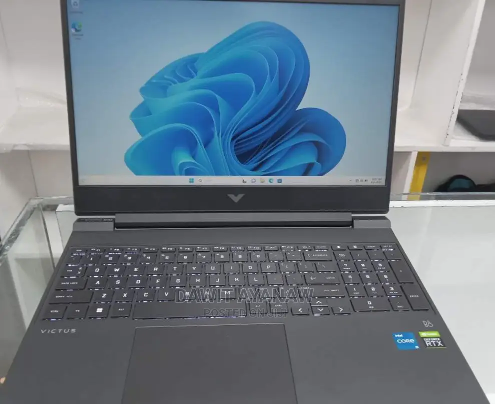 New Laptop HP Victus 16 16GB Intel Core I5 SSD 512GB