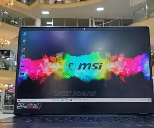 New Laptop MSI GE66 Raider 10SGS 16GB Intel Core I7 SSD 1T