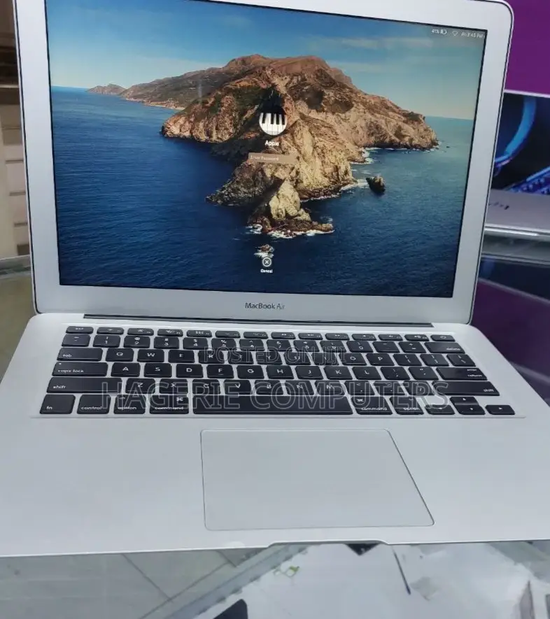 New Laptop Apple MacBook Air 8GB Intel Core I7 SSD 256GB