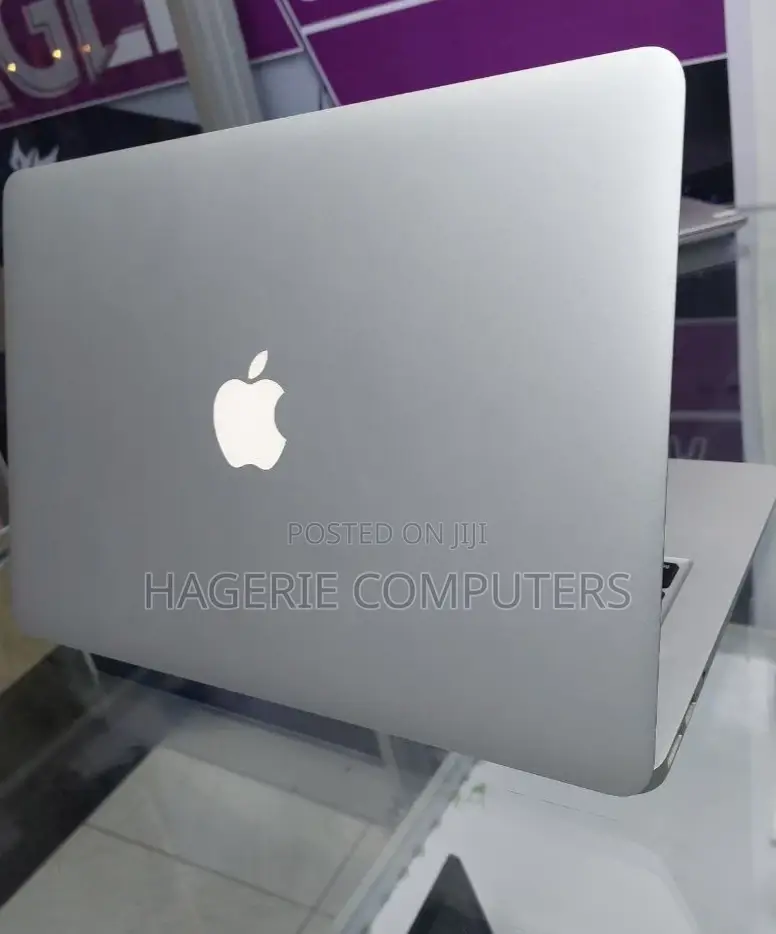 New Laptop Apple MacBook Air 8GB Intel Core I7 SSD 256GB