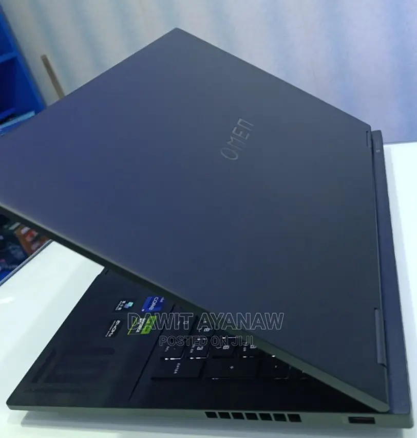 New Laptop HP 16GB Intel Core I9 SSD 1T