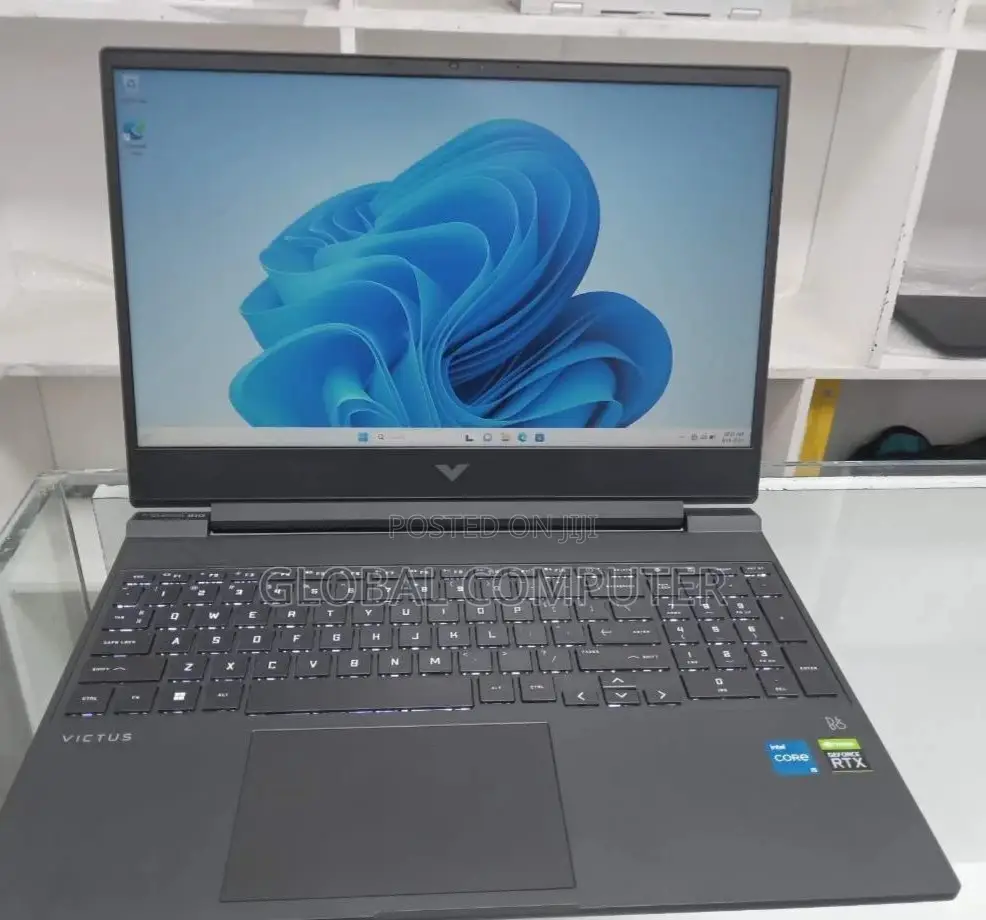 New Laptop HP Victus 16 16GB Intel Core I7 SSD 512GB