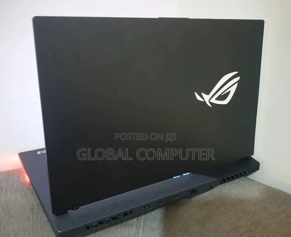 New Laptop Asus ROG Mothership (GZ700) 16GB AMD Ryzen 7 SSD 1T