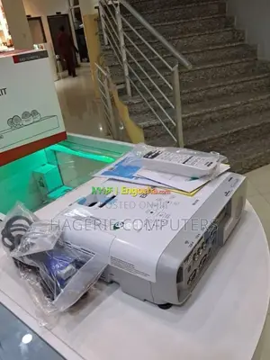 High Quality EPSON Projector