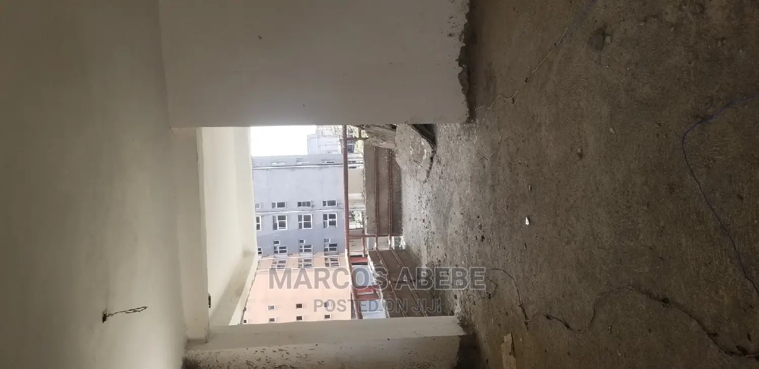 40/60 Shops for Sale