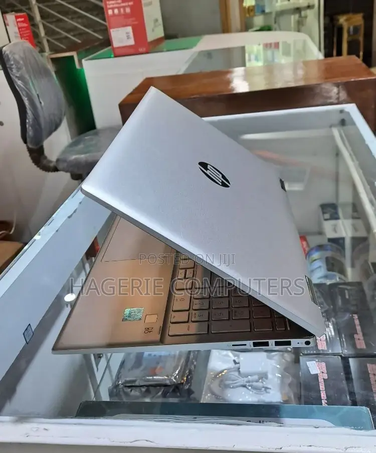 New Laptop HP Pavilion X360 14 8GB Intel Core I3 SSD 512GB