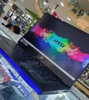 New Laptop MSI GE66 Raider 10SGS 16GB Intel Core I7 SSD 1T