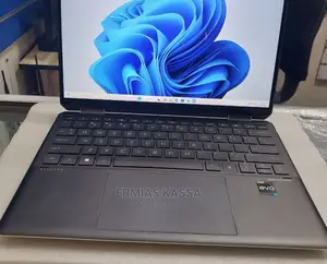 New Laptop HP Spectre X360 16GB Intel Core I7 SSD 512GB