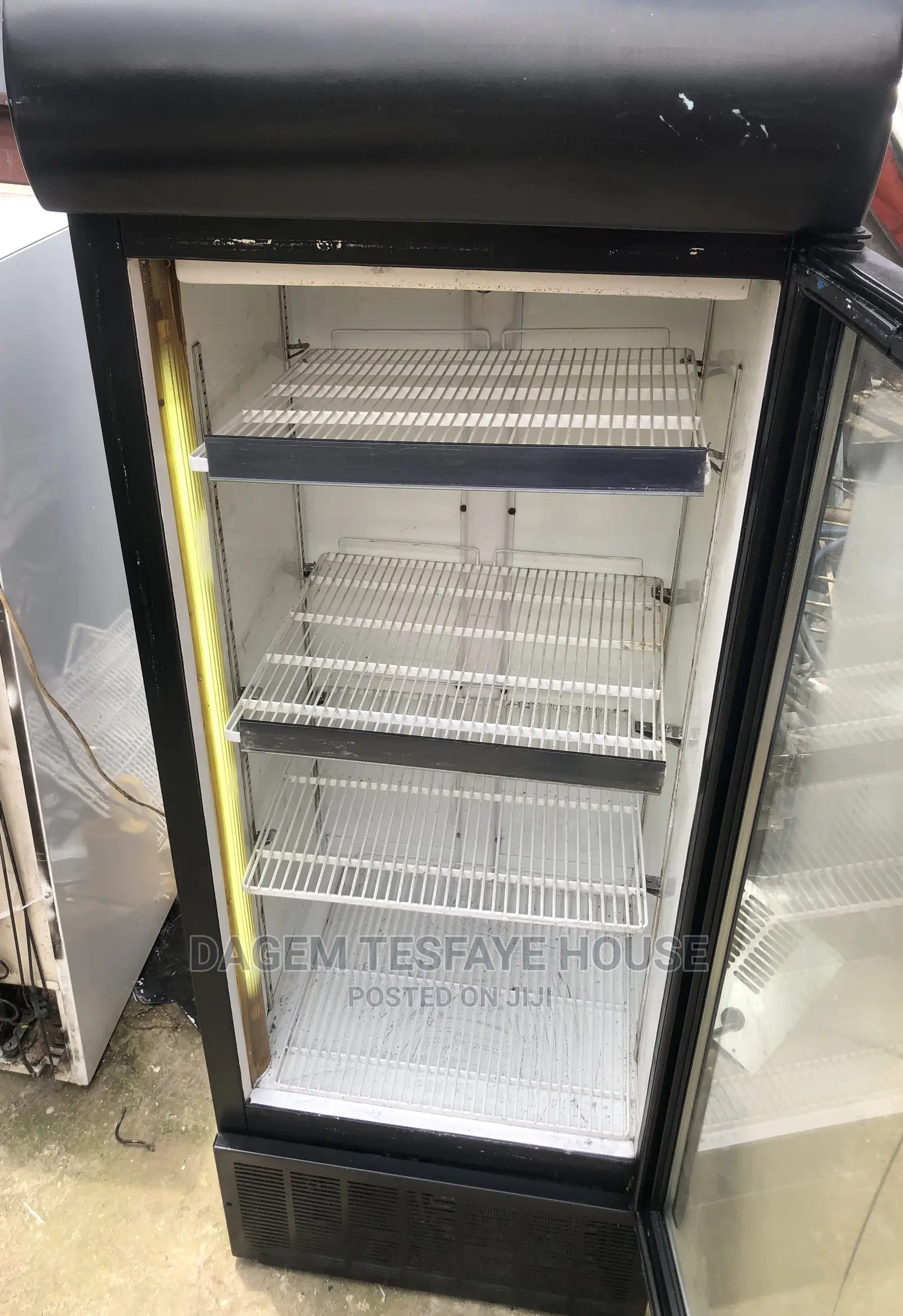 Dislay Fridge