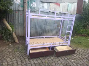 Photo - Wow Deble Bed