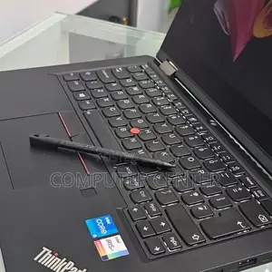 Photo - New Laptop Lenovo ThinkPad Yoga 16GB Intel Core I5 SSD 512GB