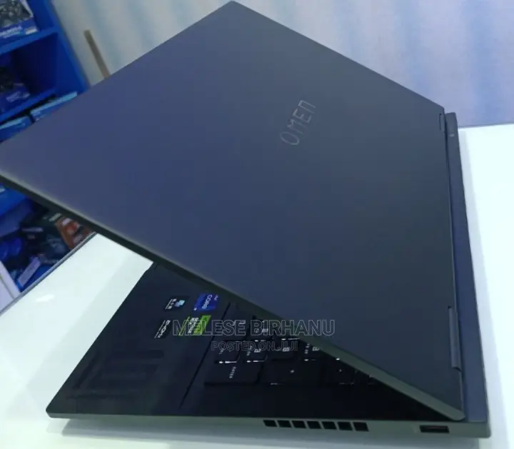 New Laptop HP 16GB Intel Core I9 SSD 1T