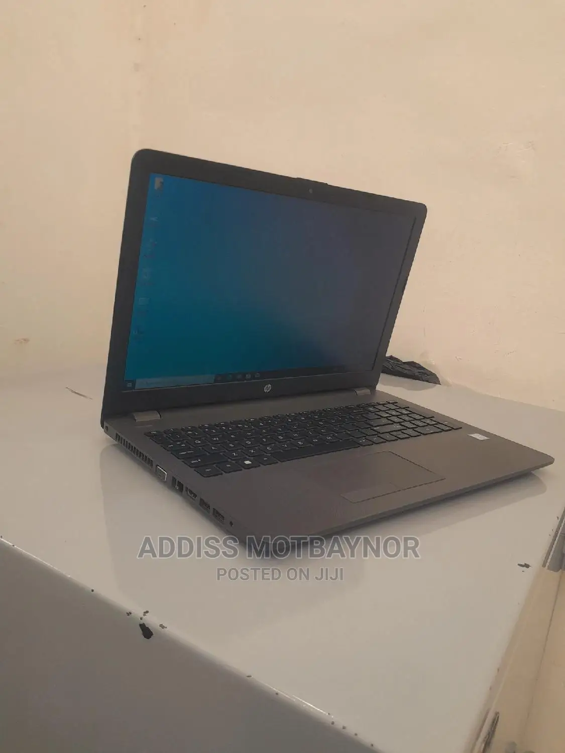 New Laptop HP Stream Notebook 8GB Intel Core I7 HDD 1T