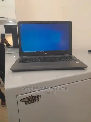 New Laptop HP Stream Notebook 8GB Intel Core I7 HDD 1T