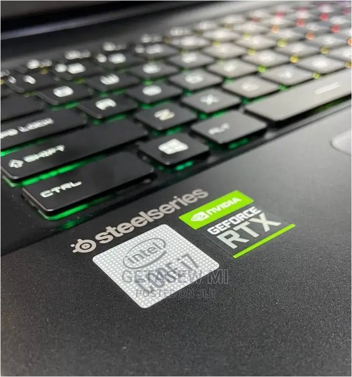 New Laptop MSI GP75 Leopard 16GB Intel Core I7 SSD 1T