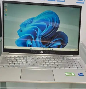 New Laptop HP Pavilion 14-Ce3064st 16GB Intel Core I7 SSD 512GB