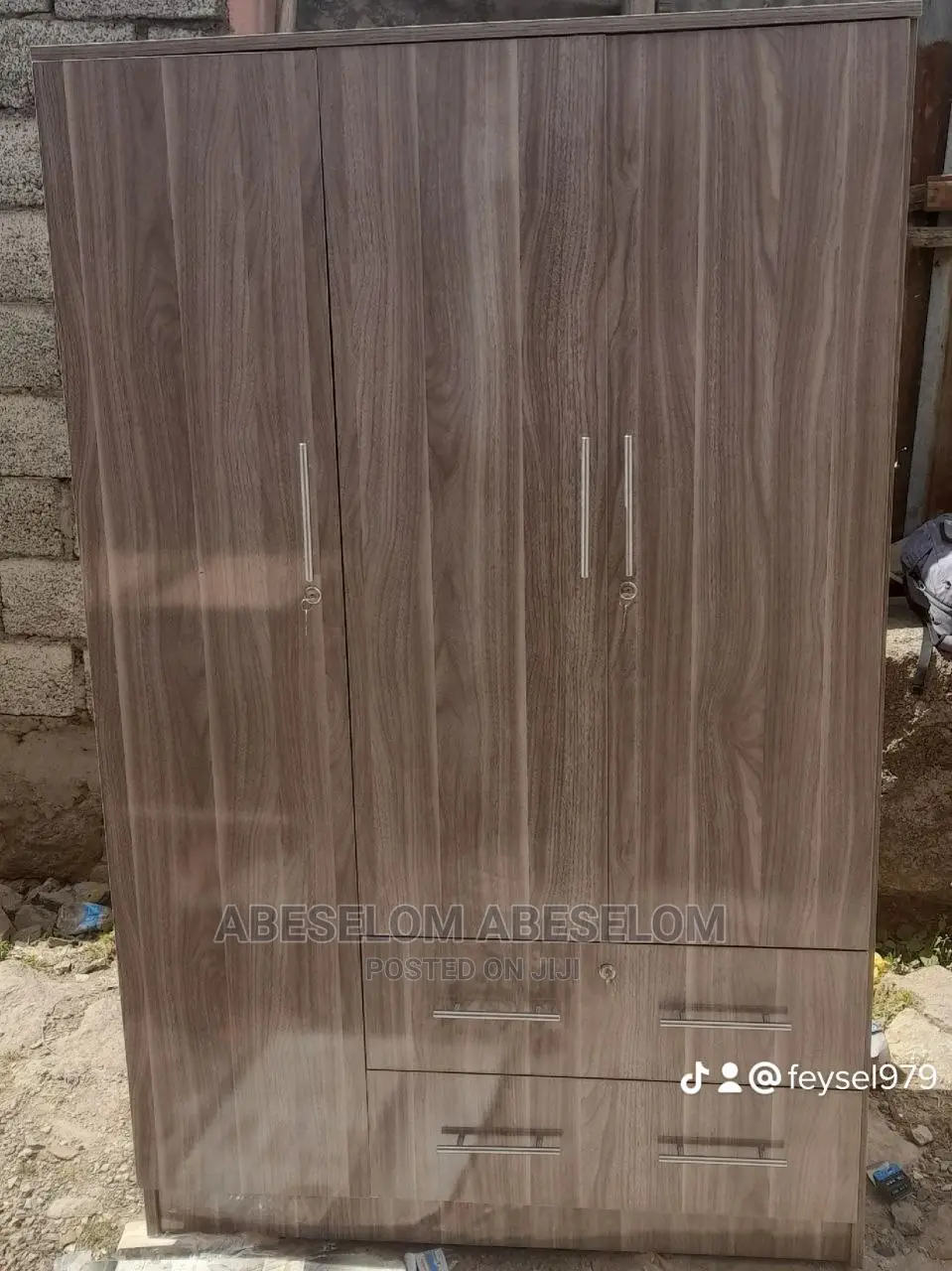 1,20 Cm ቁምሳጥን