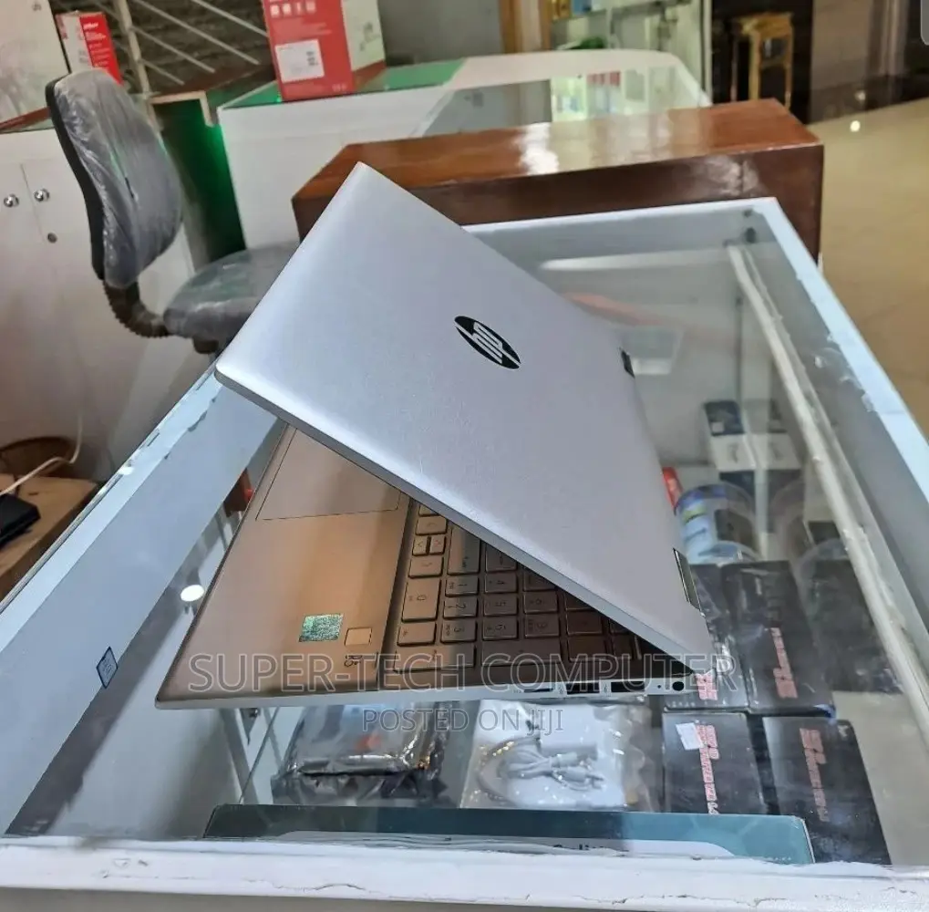 New Laptop HP Pavilion 13 X360 8GB Intel Core I3 SSD 512GB