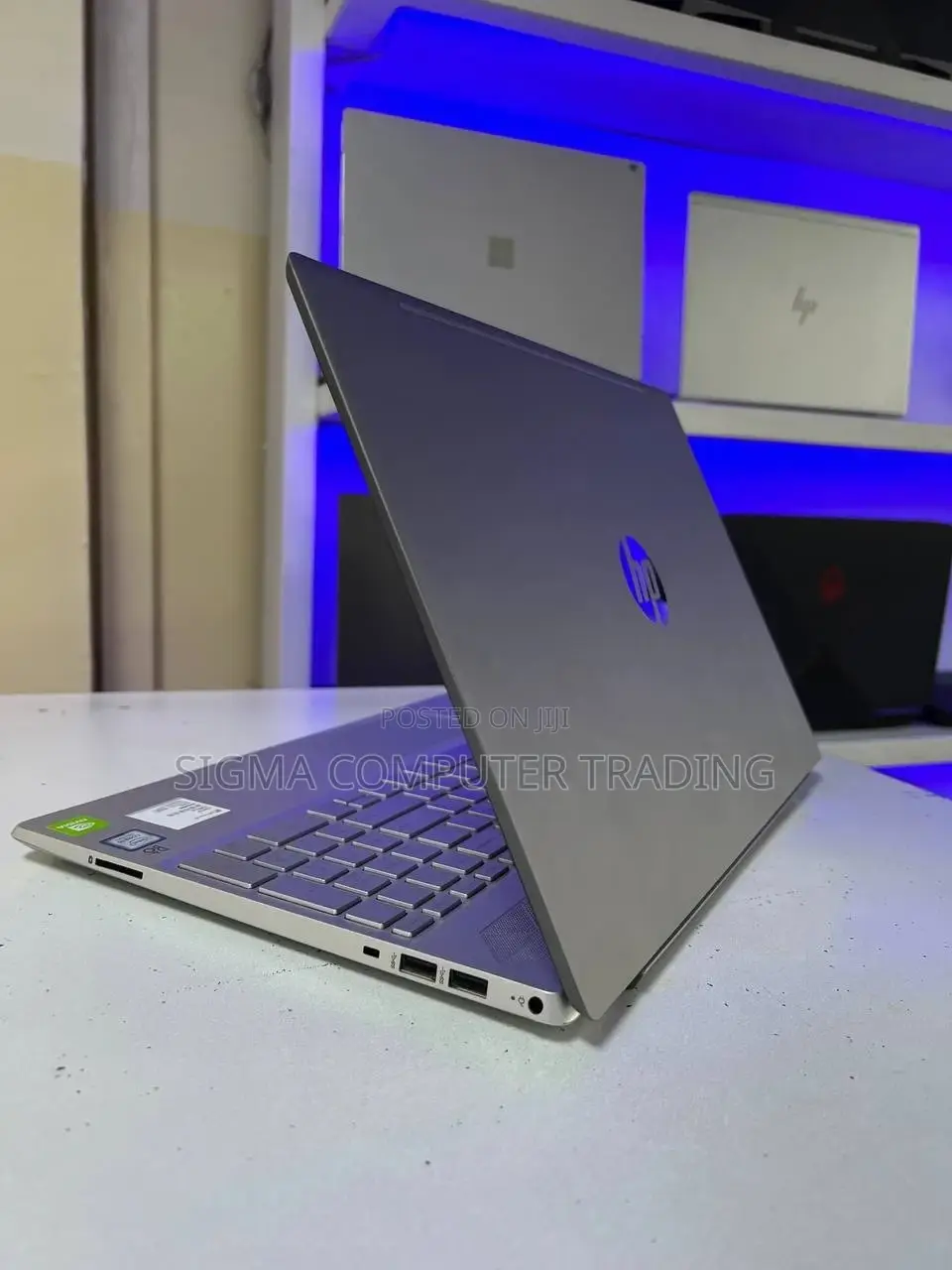 New Laptop HP Pavilion 15 8GB Intel Core I5 SSD 256GB