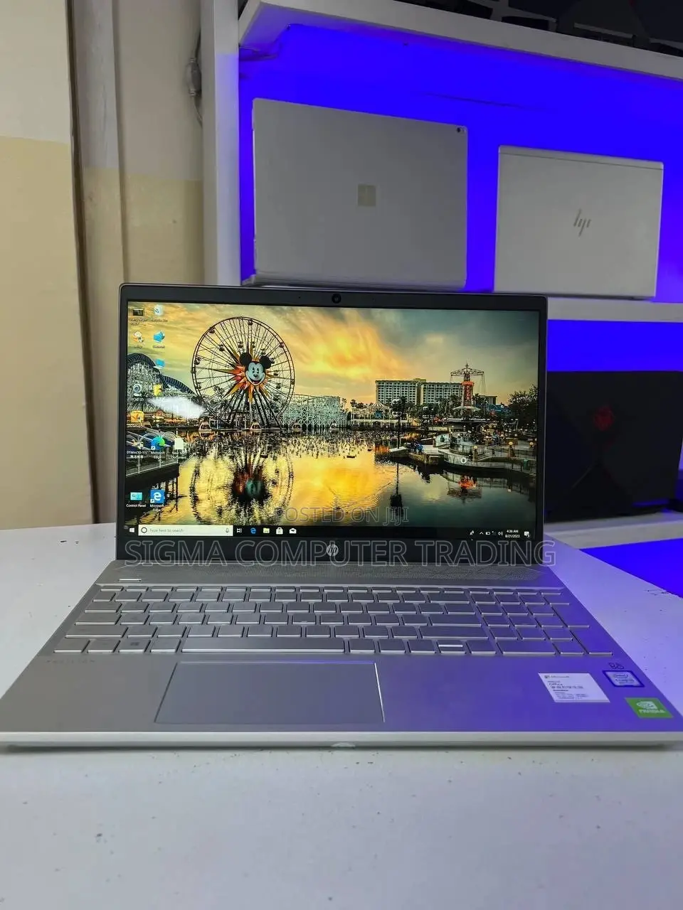 New Laptop HP Pavilion 15 8GB Intel Core I5 SSD 256GB