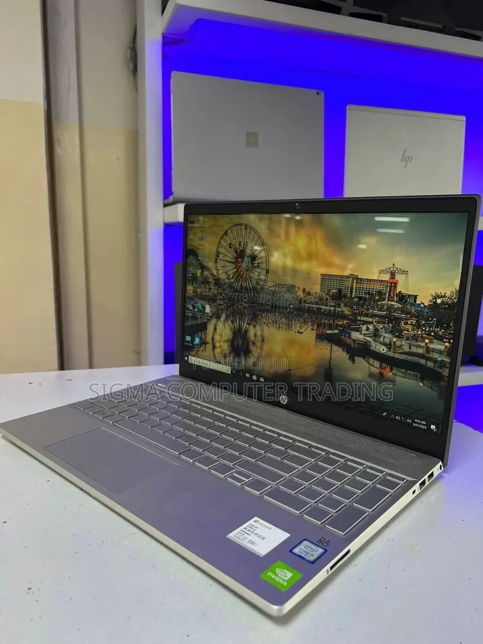 New Laptop HP Pavilion 15 8GB Intel Core I5 SSD 256GB