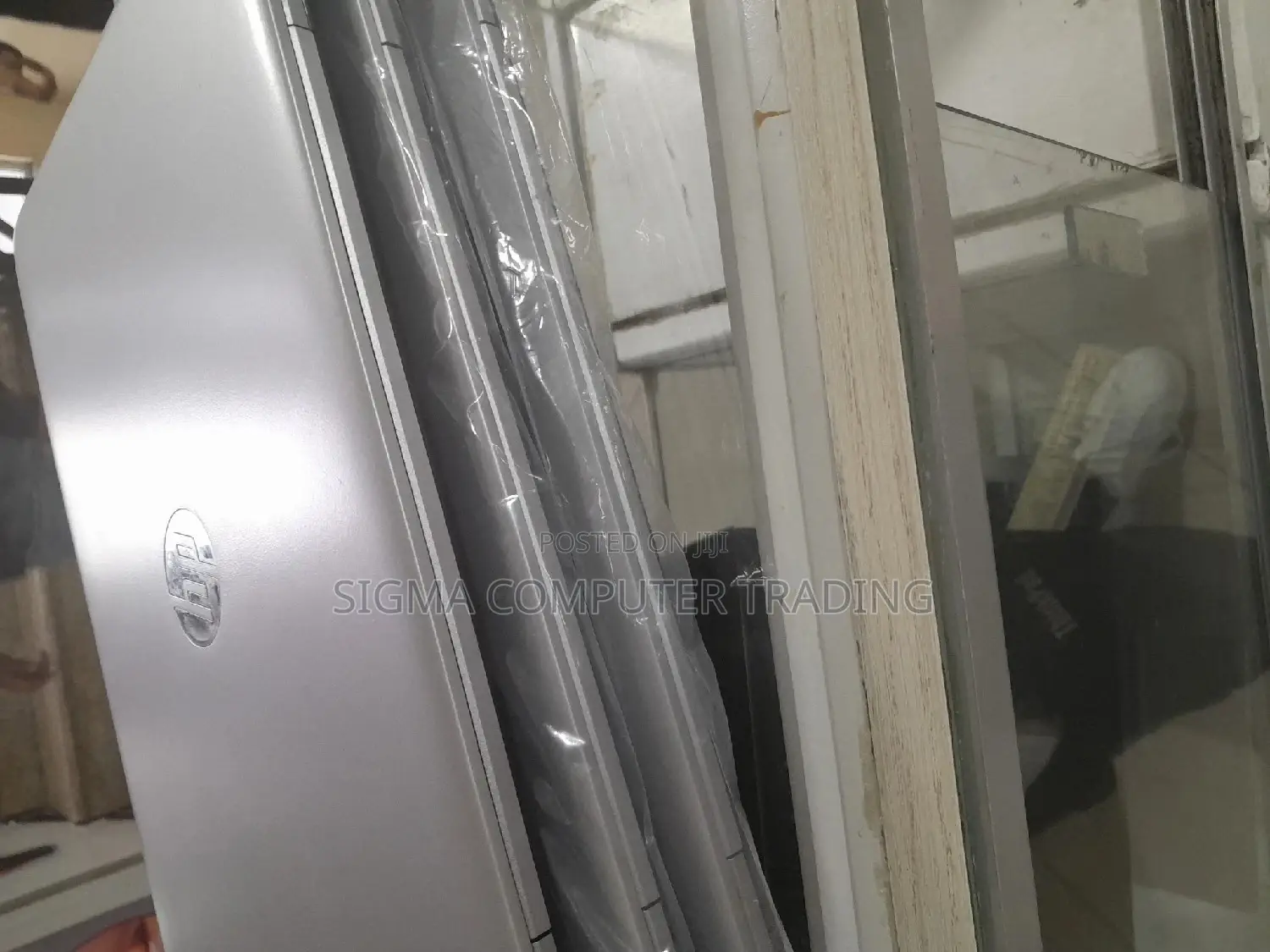 New Laptop HP EliteBook 840 8GB Intel Core I7 HDD 1T