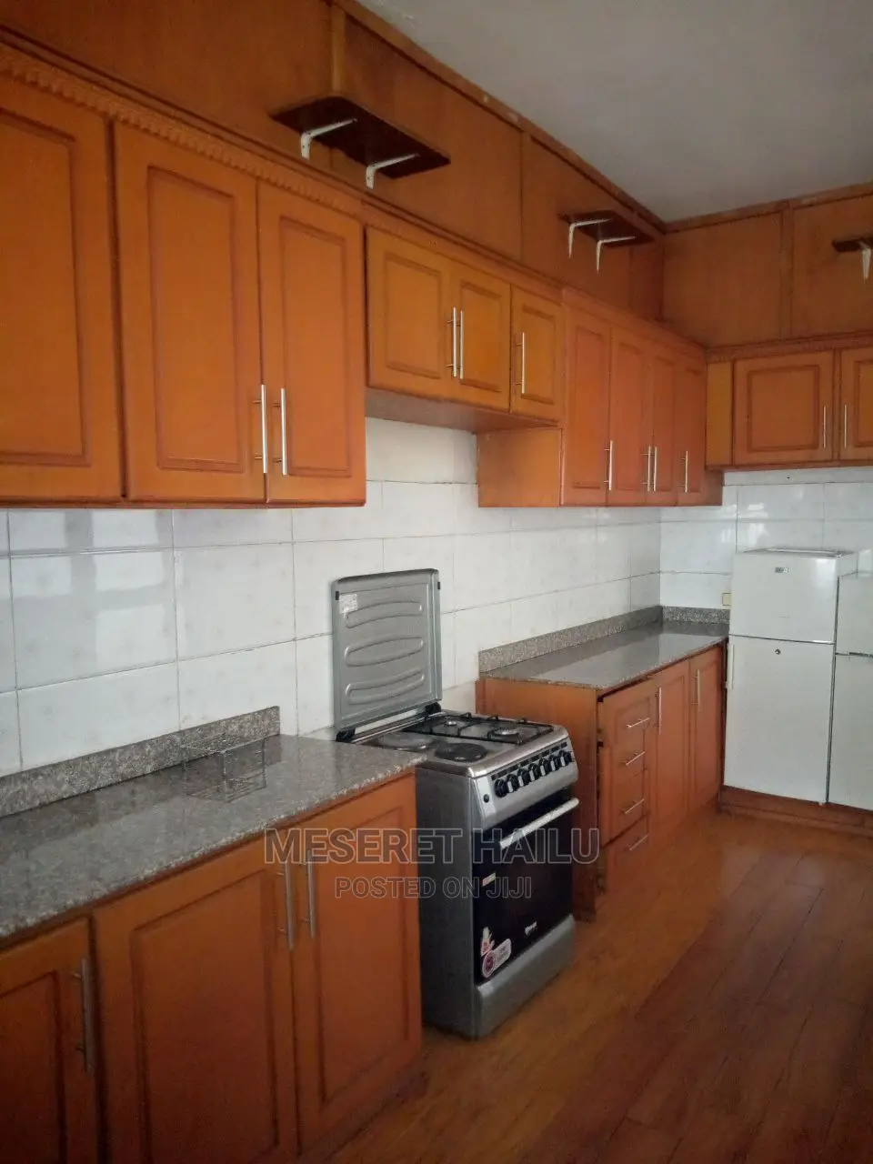 Furnished 6bdrm House in Bole for rent