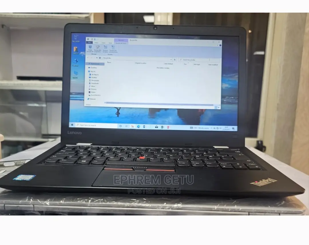 New Laptop Lenovo ThinkPad Yoga 8GB Intel Core I3 SSD 256GB