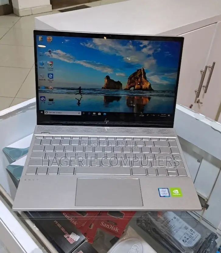 New Laptop HP Envy 15 8GB Intel Core I5 SSD 512GB