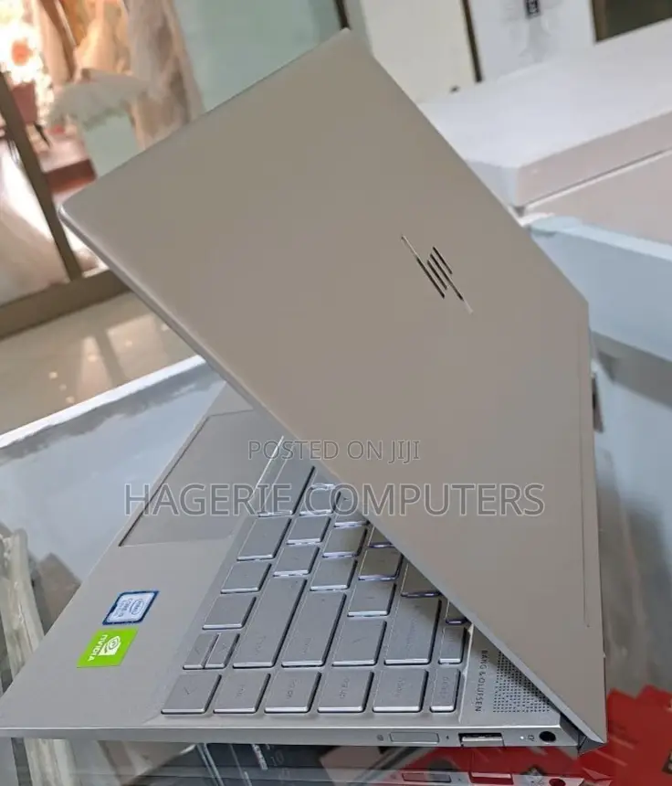 New Laptop HP Envy 15 8GB Intel Core I5 SSD 512GB