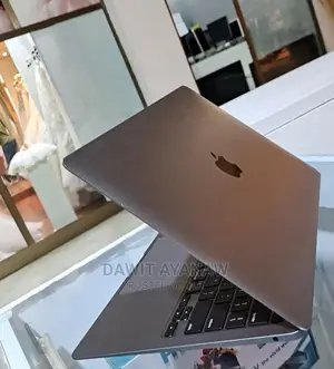 New Laptop Apple MacBook Air 2020 M1 8GB Apple M1 SSD 256GB