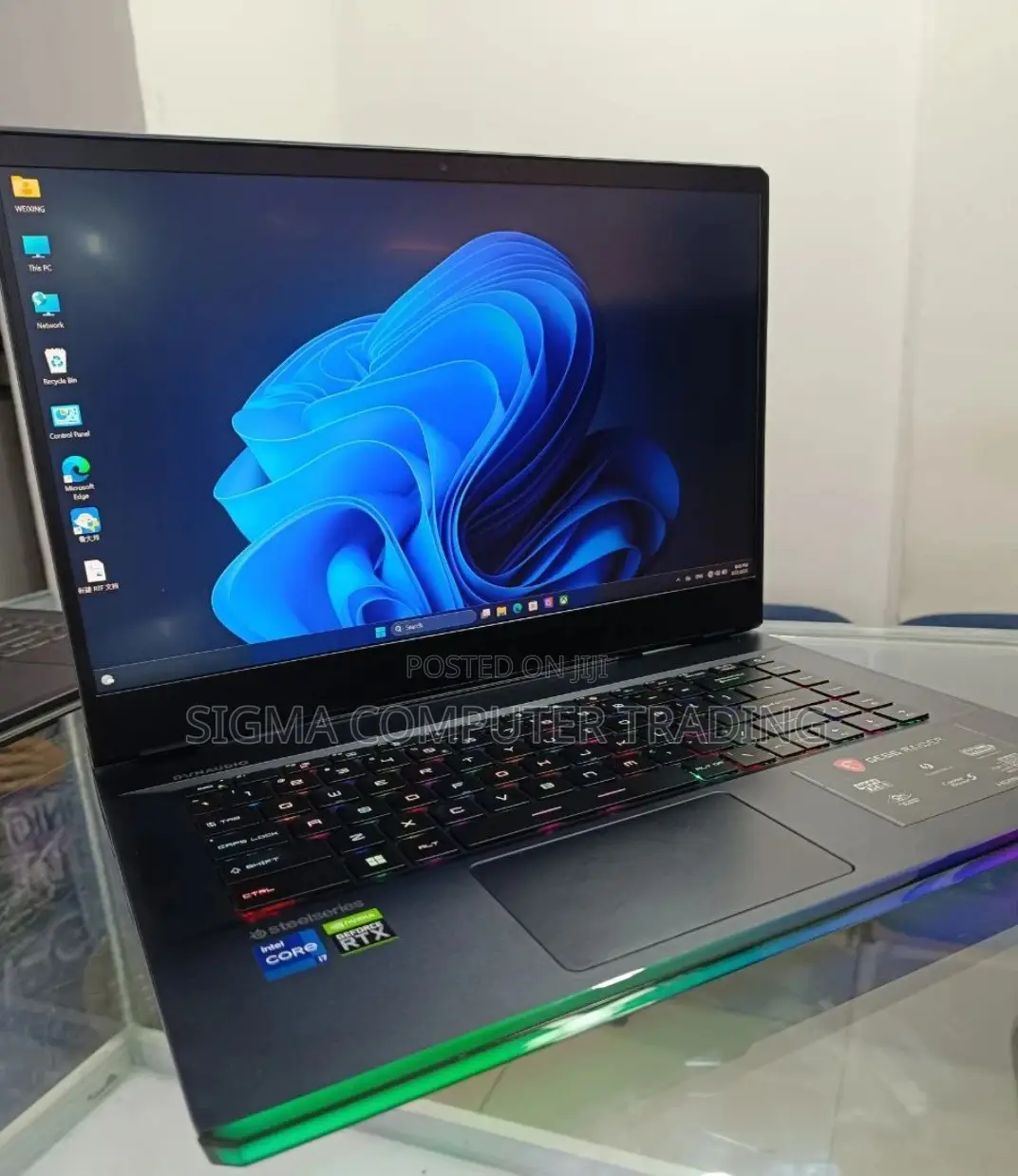 New Laptop MSI GE66 Raider 16GB Intel Core I7 SSD 1T