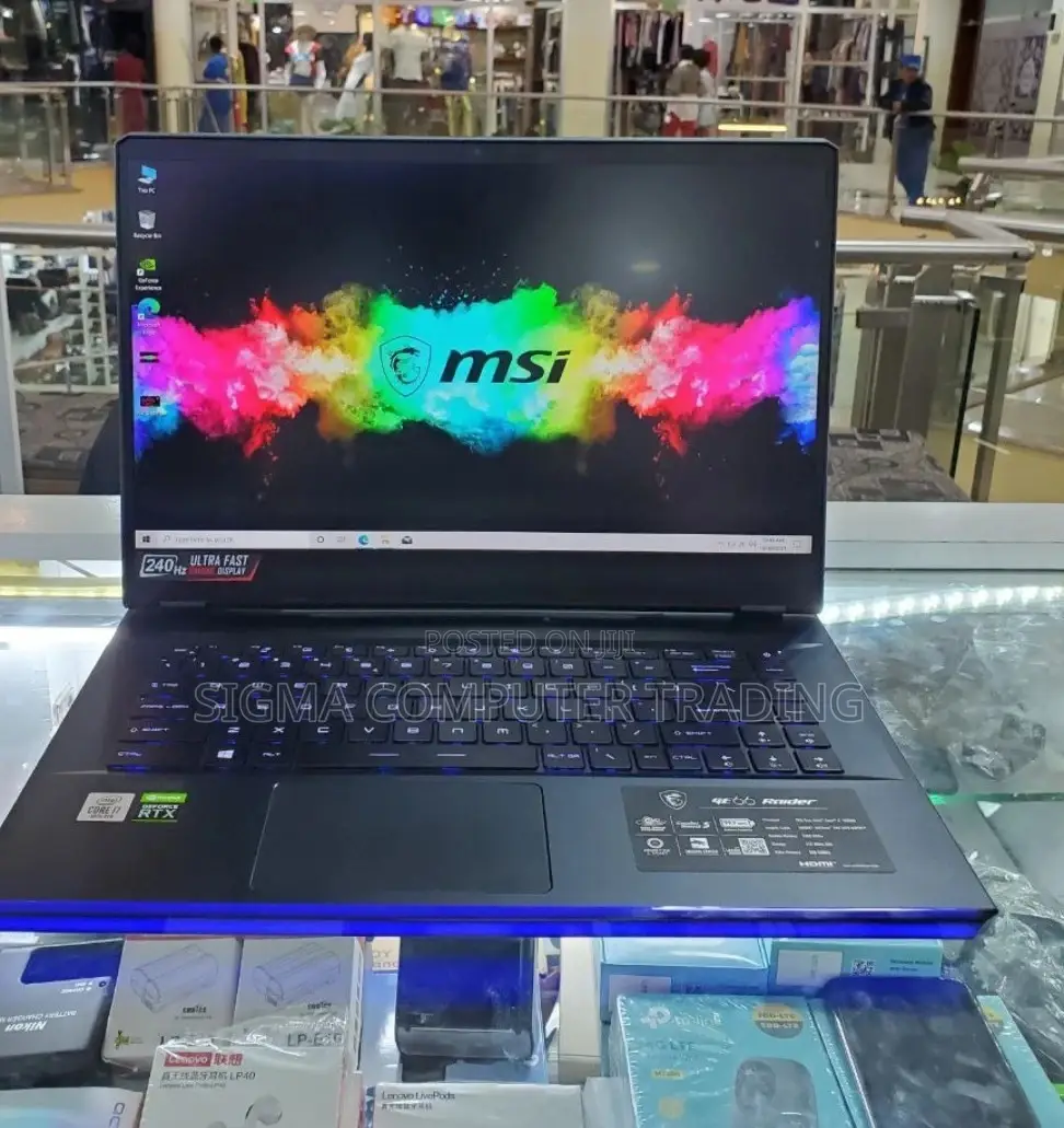 New Laptop MSI GE66 Raider 16GB Intel Core I7 SSD 1T