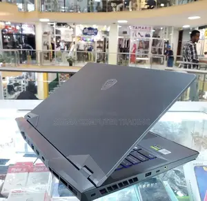 New Laptop MSI GE66 Raider 16GB Intel Core I7 SSD 1T