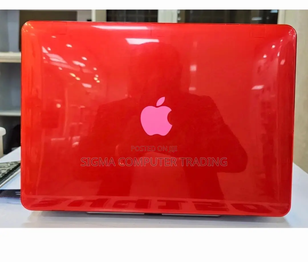 New Laptop Apple MacBook 2015 8GB Intel Core I7 SSD 512GB