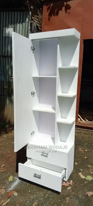 Photo - Dressing Table