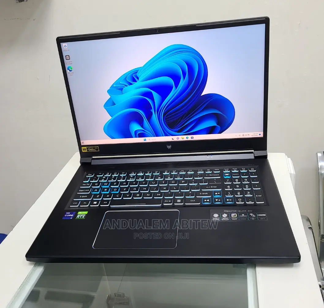 New Laptop Acer Predator Helios 300 16GB Intel Core I9 SSD 1T