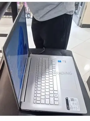 New Laptop HP Stream Notebook 8GB Intel Core I5 SSD 512GB