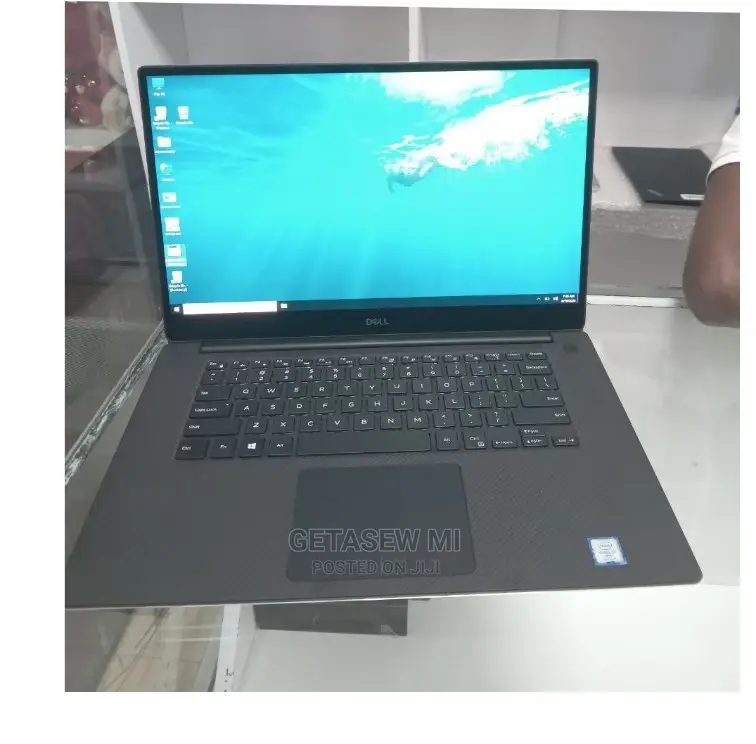 New Laptop Dell 16GB Intel Core I7 SSD 512GB