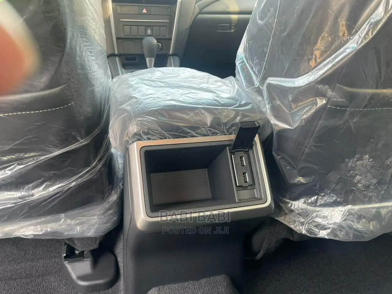 New Mitsubishi L200 2023 Gray