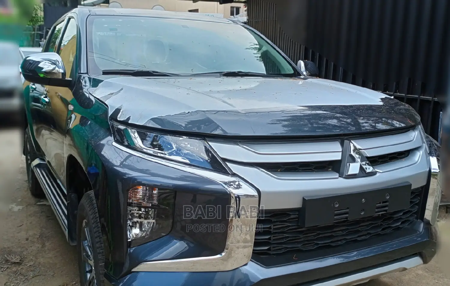 New Mitsubishi L200 2023 Gray