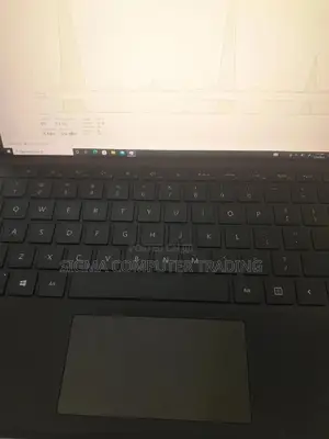 New Laptop Microsoft Surface Pro 8GB Intel Core I5 SSD 256GB