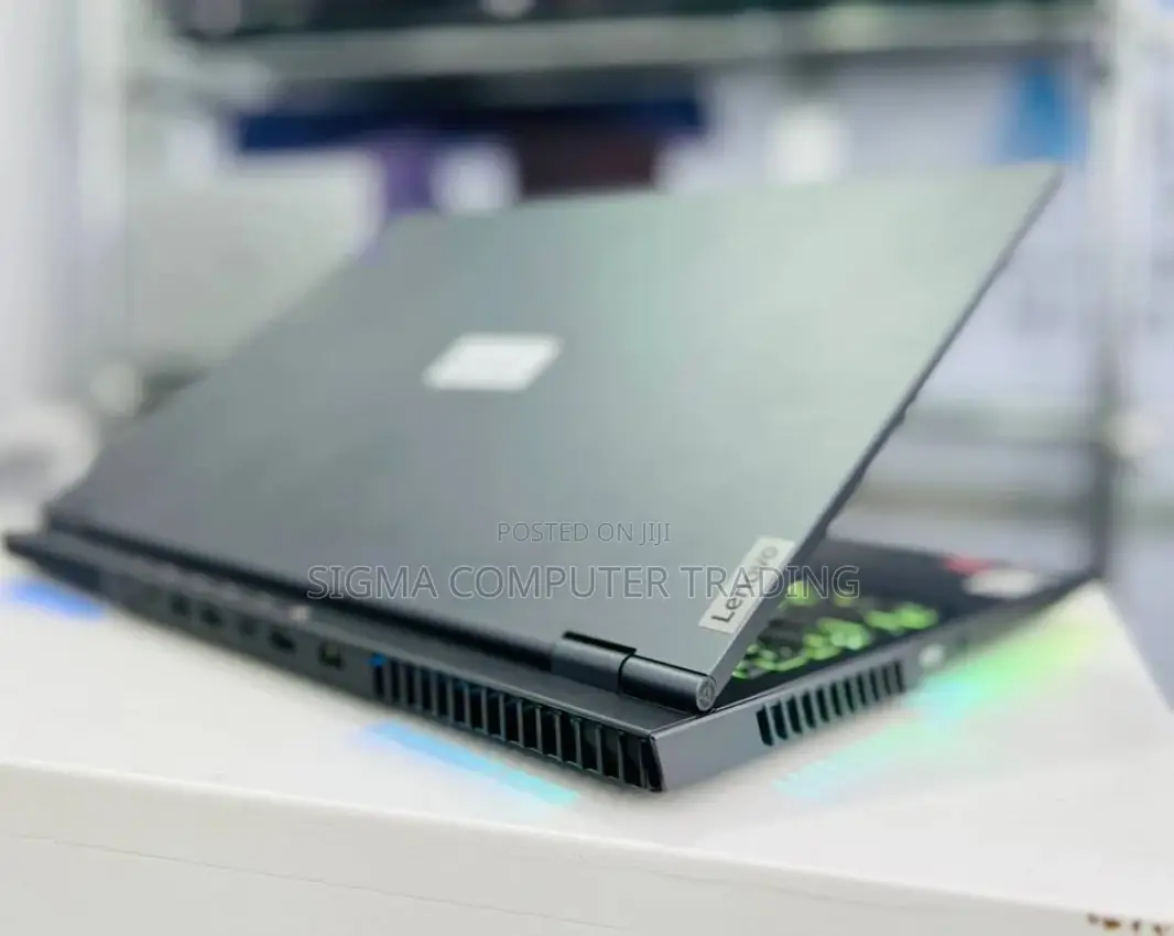 New Laptop Lenovo Legion 5 16GB AMD Ryzen 9 SSD 1T